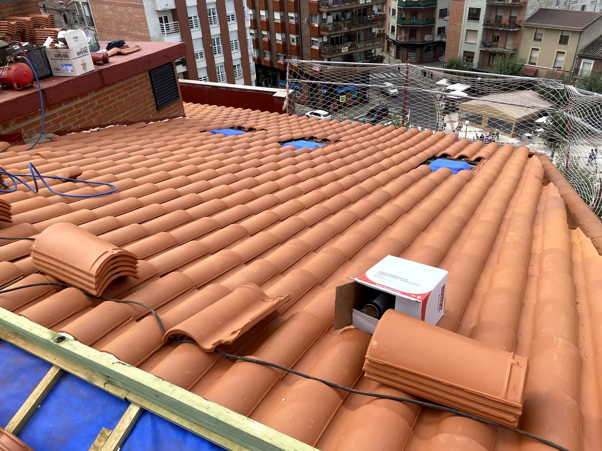 Rehabilitación de cubierta y terraza en calle Hermosilla en Santo Domingo de la Calzada