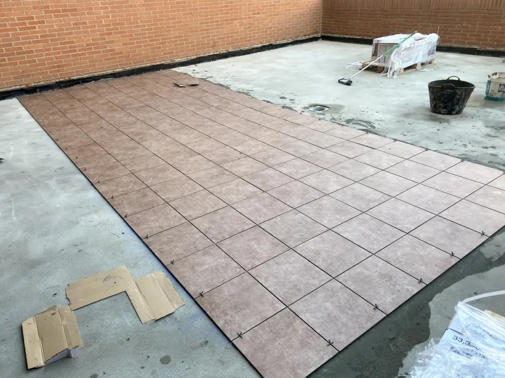 Rehabilitación de cubierta y terraza en calle Hermosilla en Santo Domingo de la Calzada
