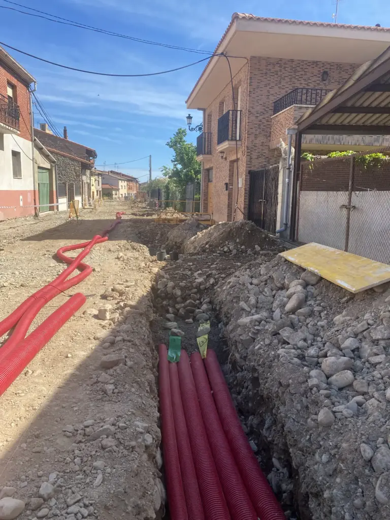 Reurbanización de calles y plaza en Santurde de Rioja