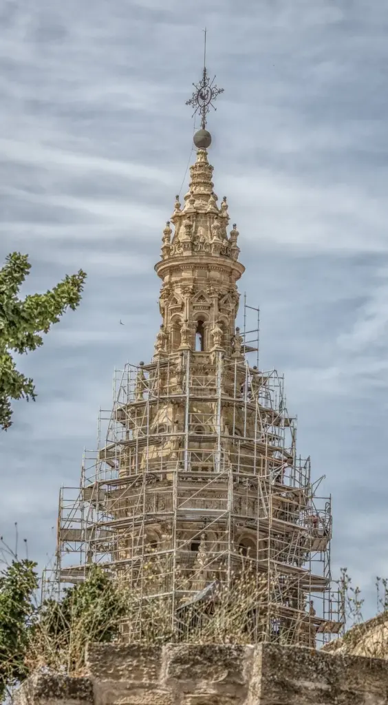 Restauración de la torre de la catedral en Santo Domingo de la Calzada